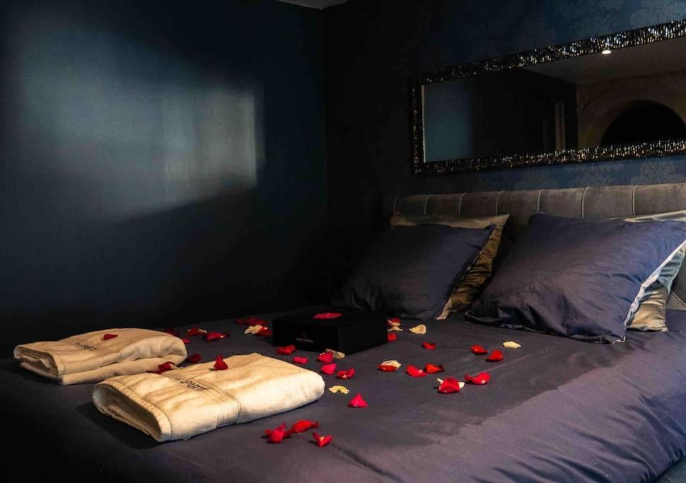Loveroom En Aparte * Caen